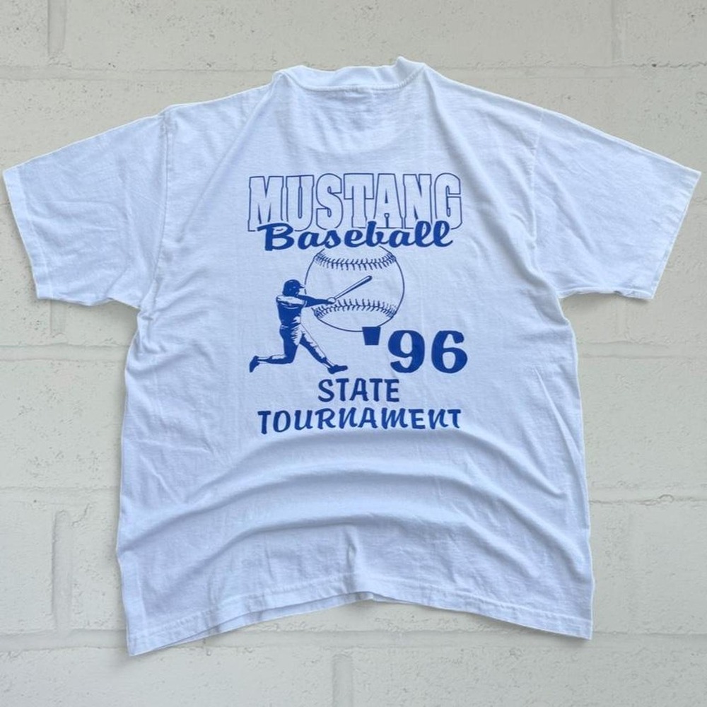 Vintage 1996 Maui Mustang Baseball State Tournament Hanes T-Shirt Mens Large L